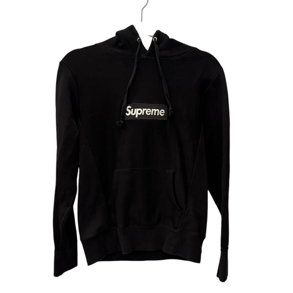 1002 EUC RARE (authentic) SUPREME BOX LOGO HOODIE - Picture 1 of 5